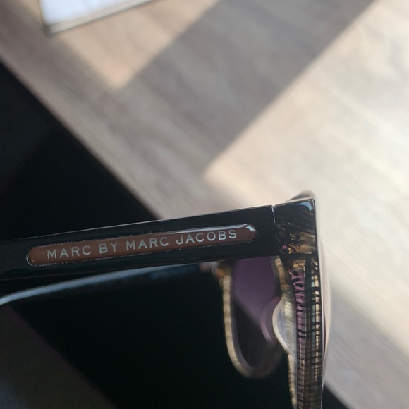 MARC JACOBS CUTE SUNGLASSES - Picture 5 of 8